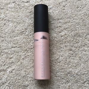 Becca Shimmering Skin perfector liquid